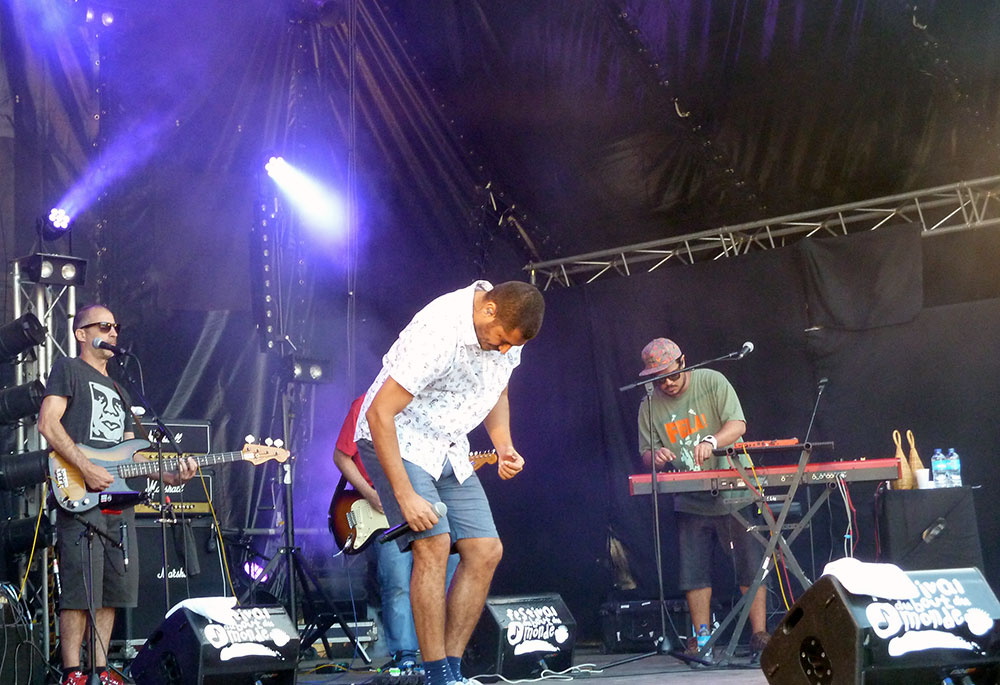 Criolo le fou dansant !