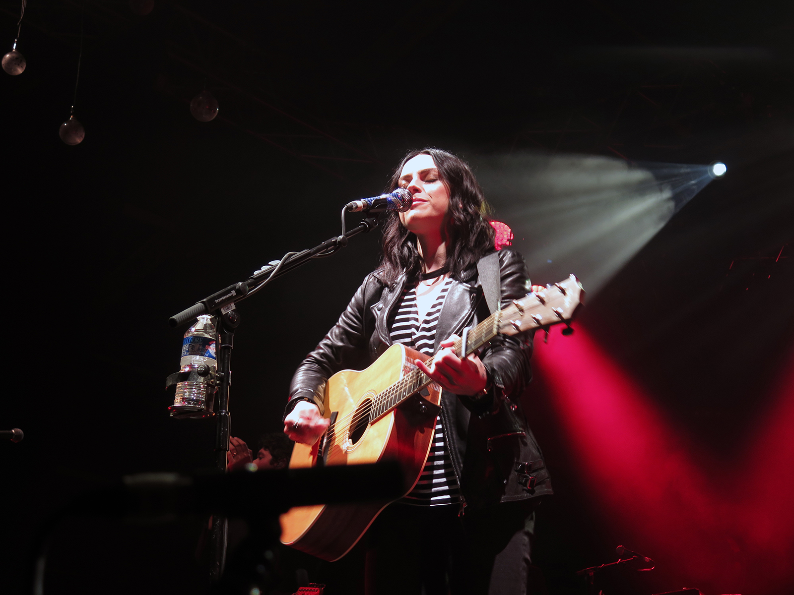 Amy Macdonald : survoltée et lumineuse !