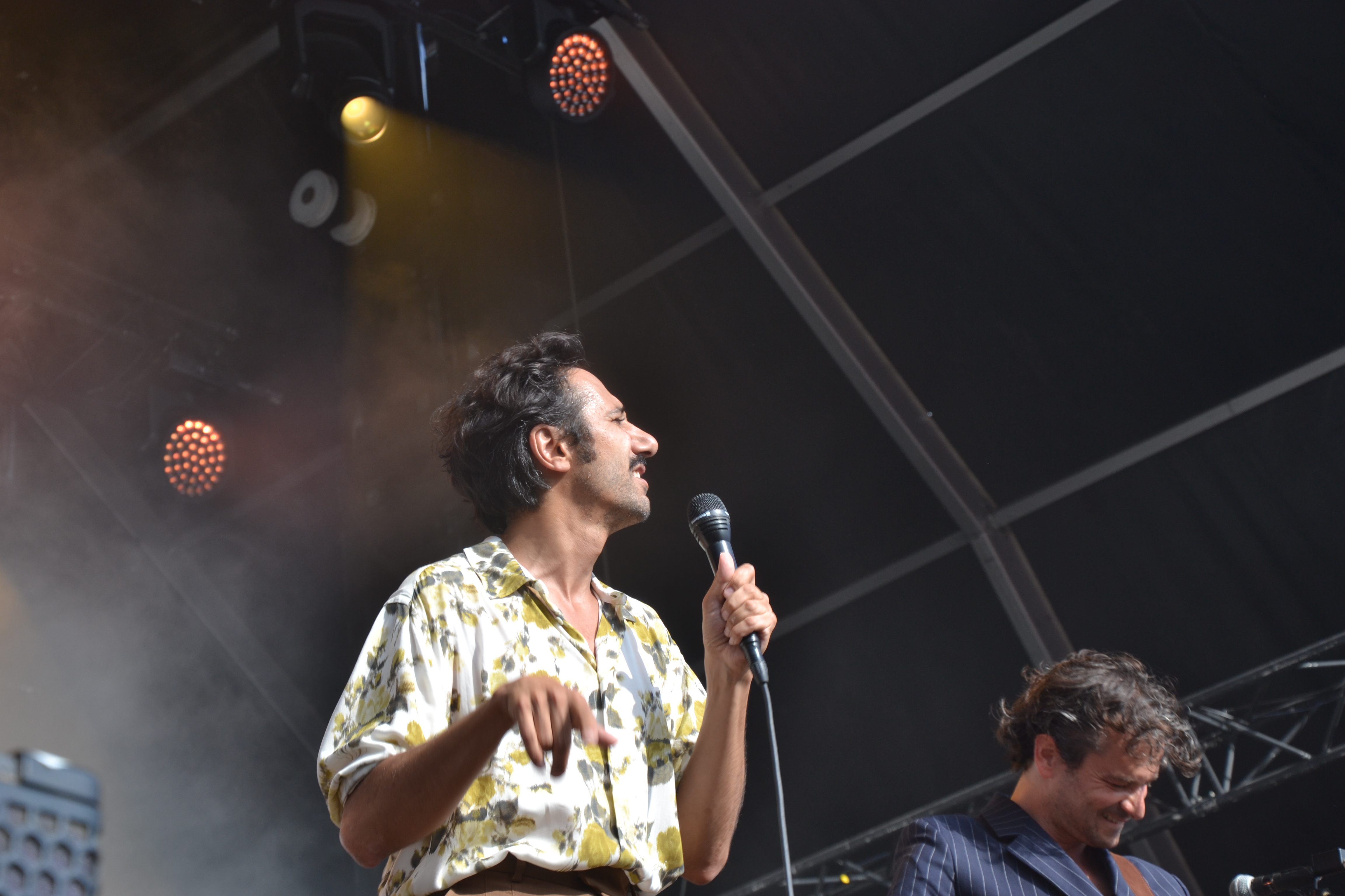 Feu! Chatterton : des chansons qui nous rassemblent